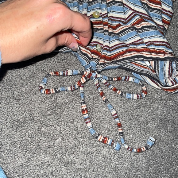 Blue and red top from American Eagle. bottom is tied - Picture 4 of 4